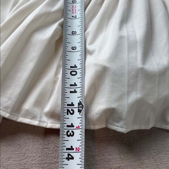 LAURA ASHLEY Bright White Pleated Overlay Skort - Picture 4 of 10